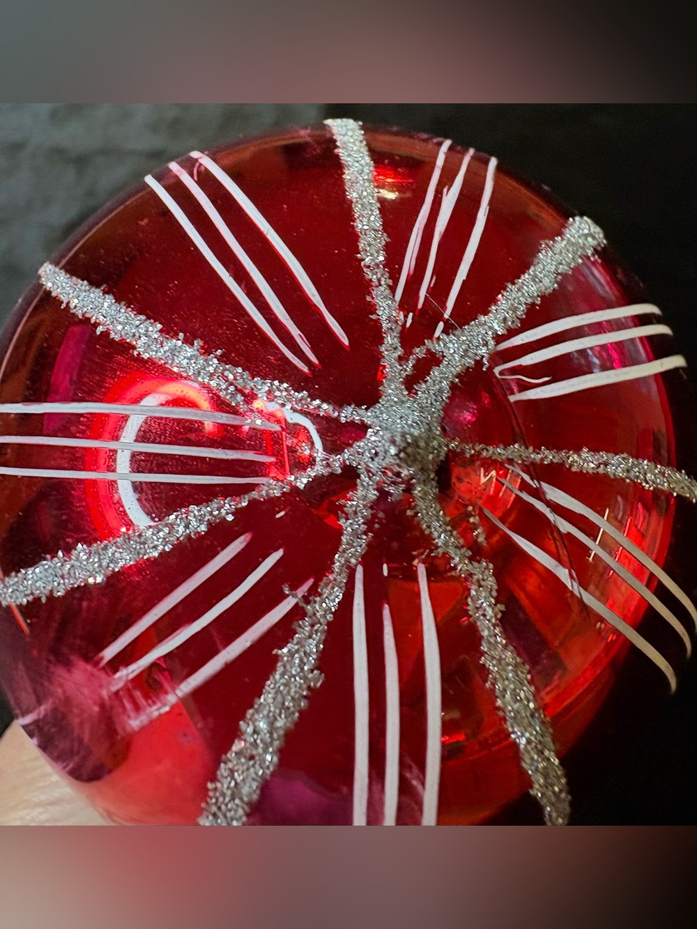Vintage Red and Gold Glass Holiday Ornament - Unbranded - Picture 4 of 6